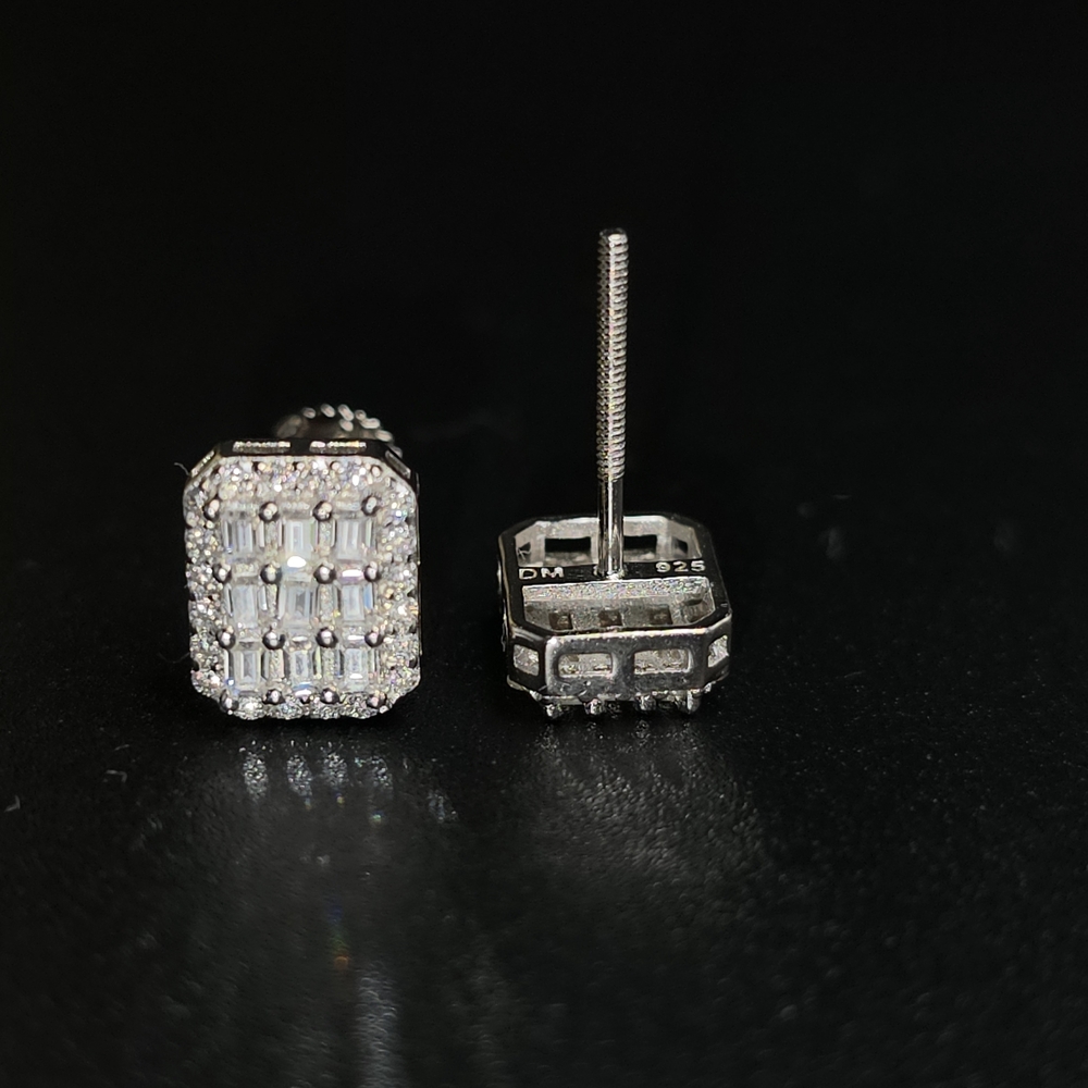 🔥 Moissanite Baguette & Round Cut Stud Earrings – 1 CT Each (2 CTW) – S925 - Picture 4 of 5